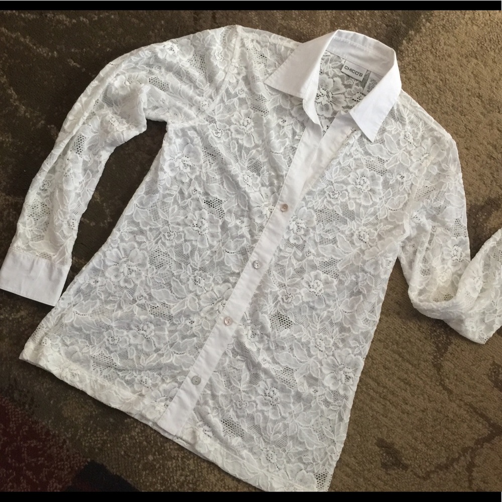 ⚠️ Chico’s Lace Button Down